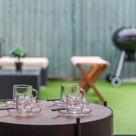 Three-Bedroom Bliss In London Town エクステリア 写真